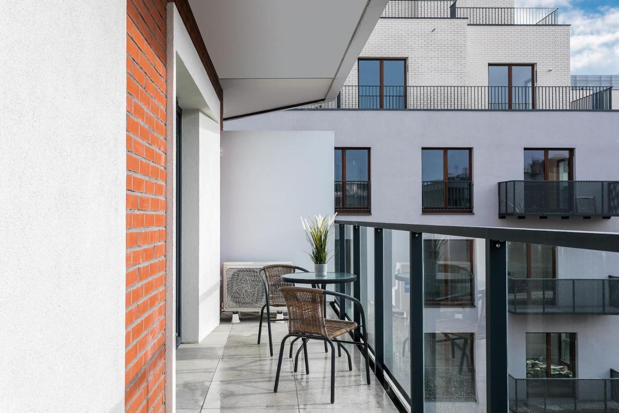 Rent Like Home - Srutowa 10 วรอตซวาฟ ภายนอก รูปภาพ